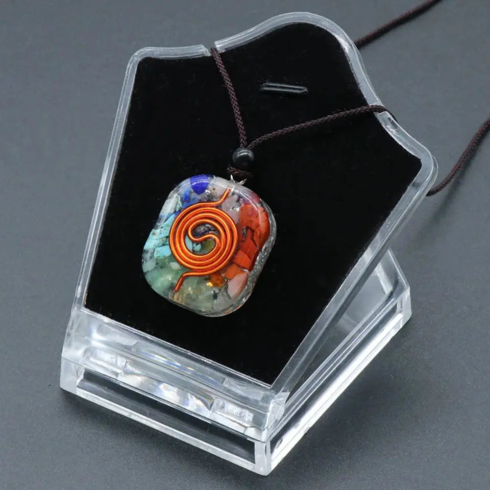 L'Orgonite 7 Chakras  collier LUNASTRAL