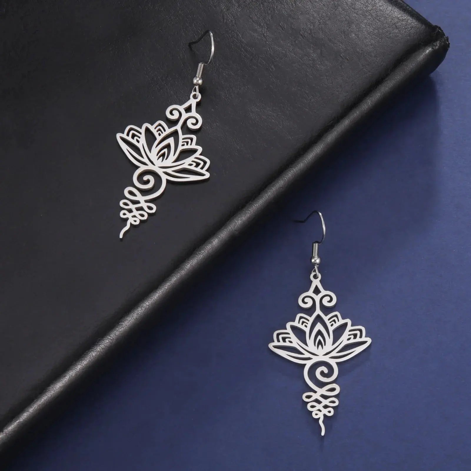 La Fleur de Lotus  boucles d'oreilles LUNASTRAL