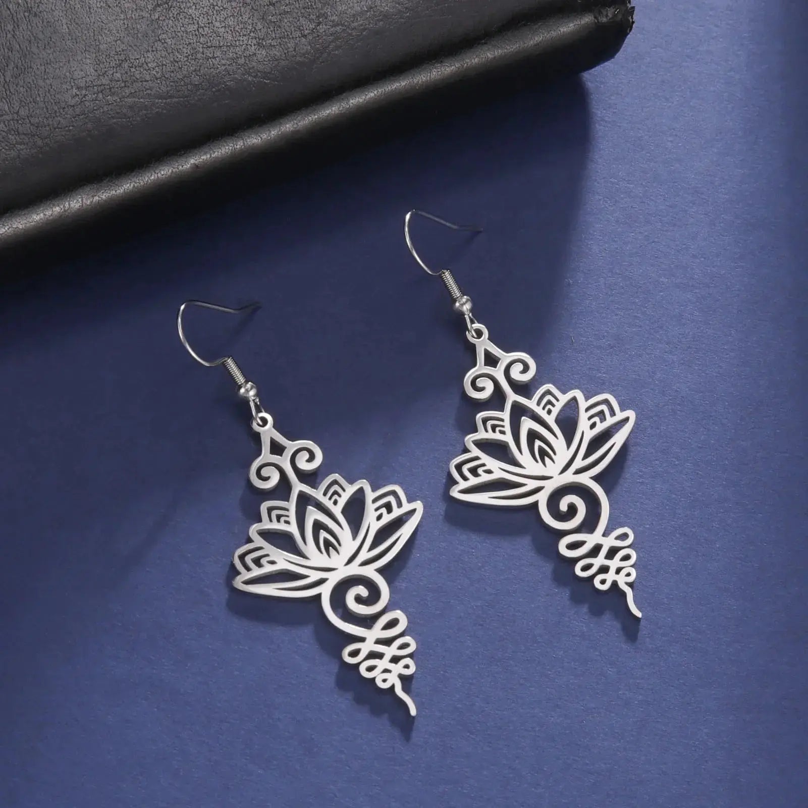 La Fleur de Lotus  boucles d'oreilles LUNASTRAL