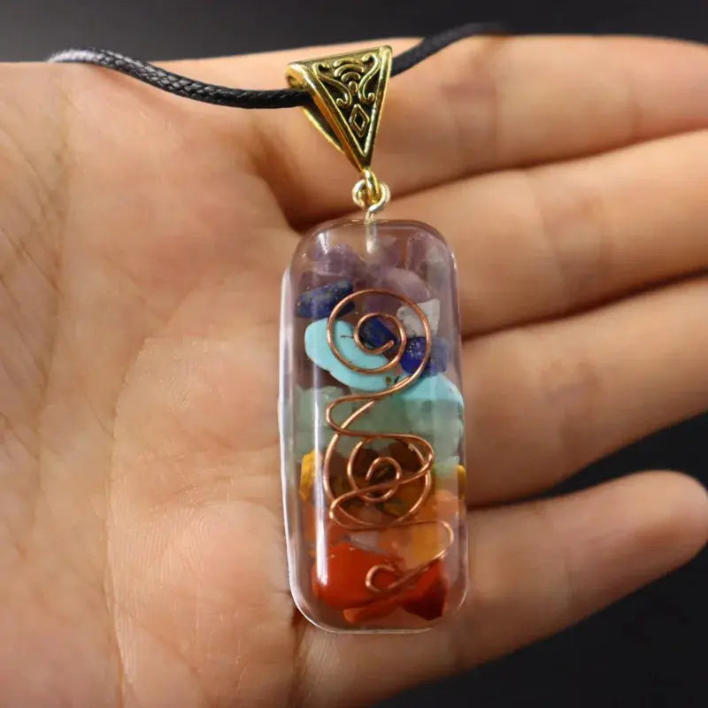 Pendentif Reiki en pierres naturelles 7 chakras LUNASTRAL