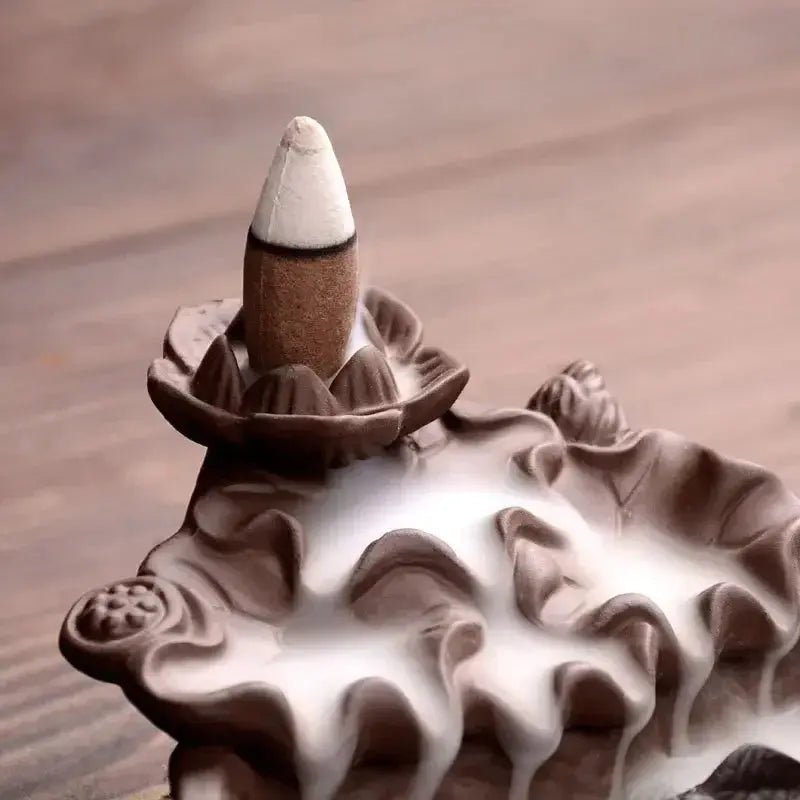 Cascade Lotus et Bassin à Poissons LUNASTRAL