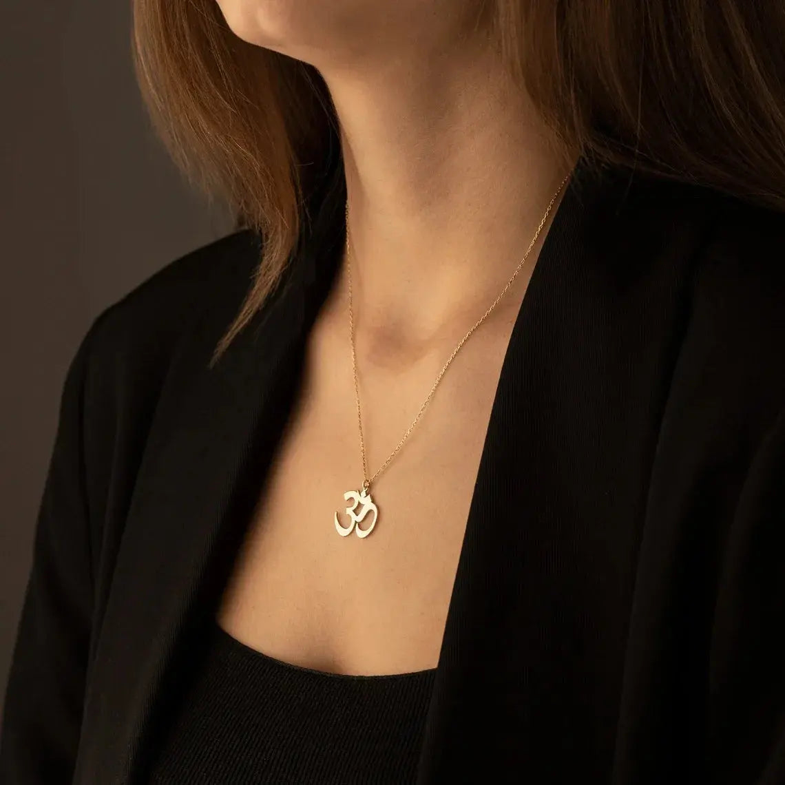 Collier Om et Chakras  collier LUNASTRAL