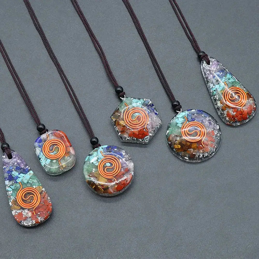 L'Orgonite 7 Chakras  collier LUNASTRAL