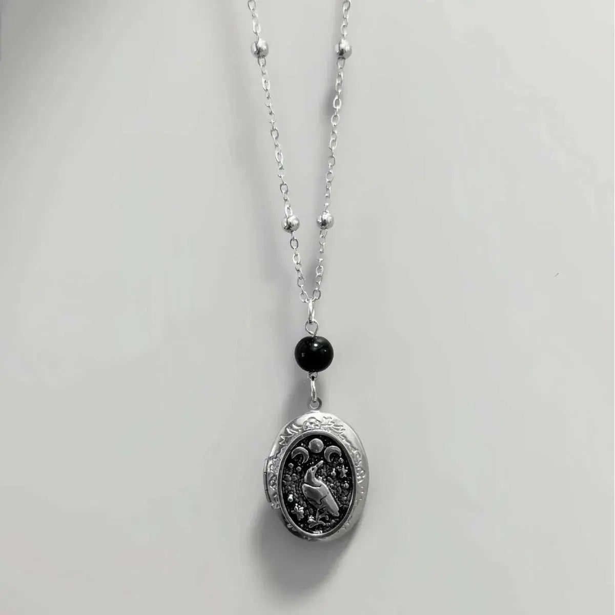 La Nuit Ailée  collier LUNASTRAL