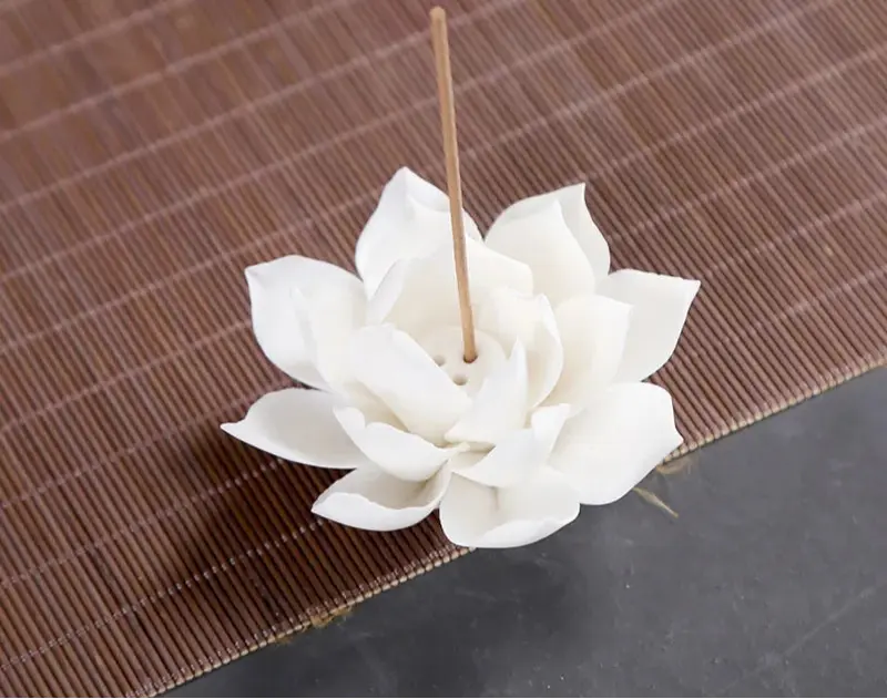 Brûleur d’Encens Lotus Blanc LUNASTRAL